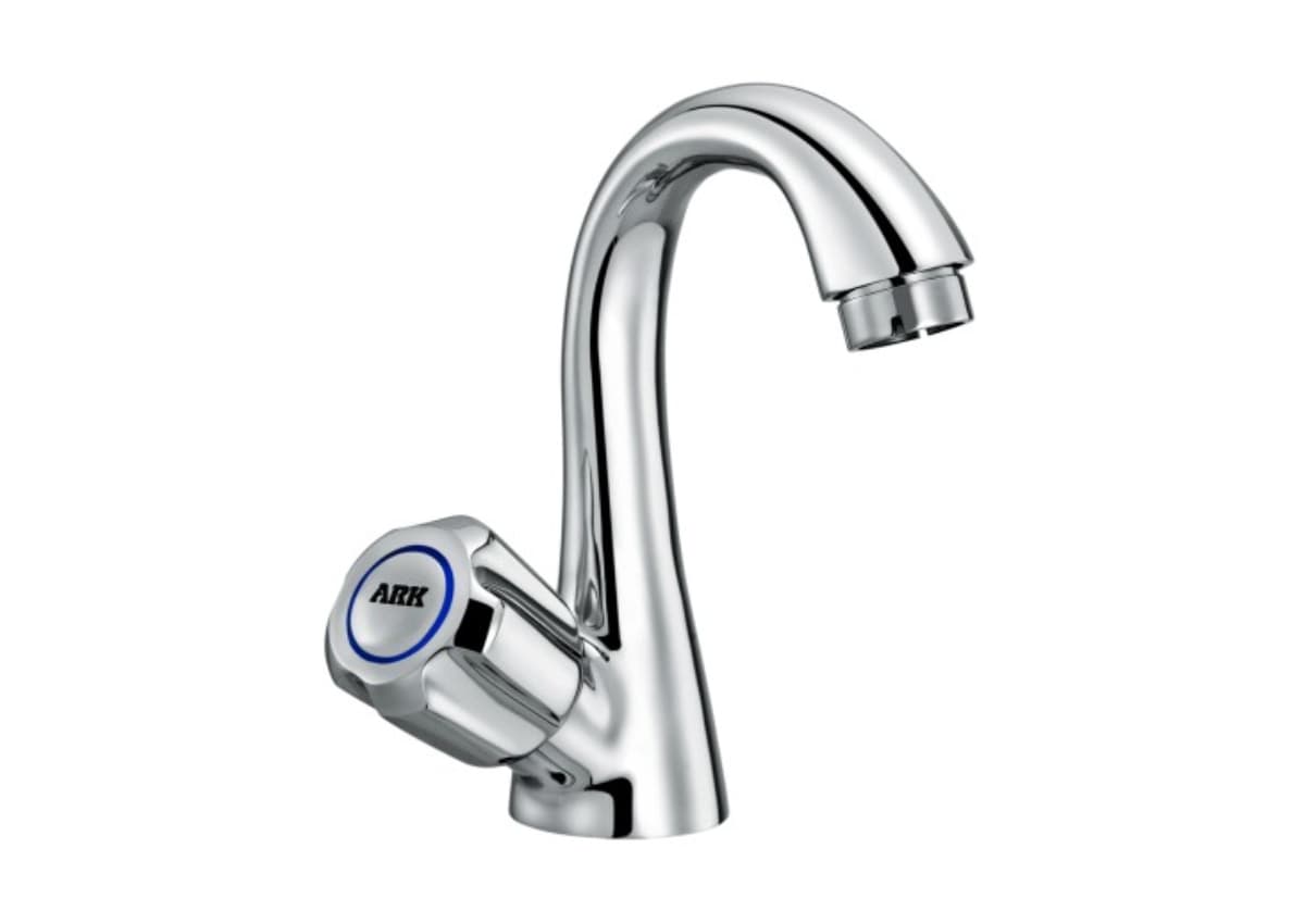 Pillar Tap - Swan Neck